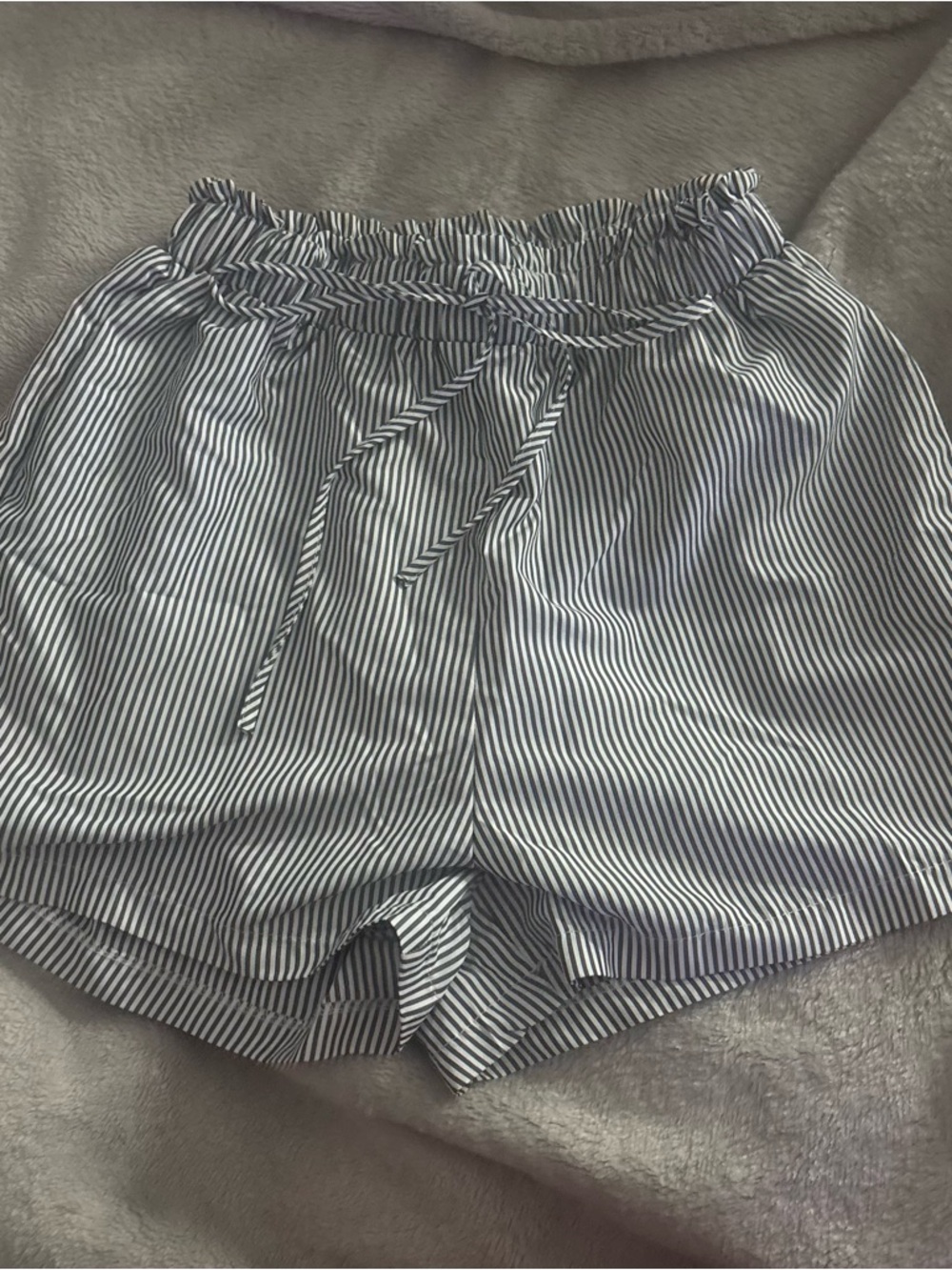 Striped Paperbag Waist Shorts - Gray & White